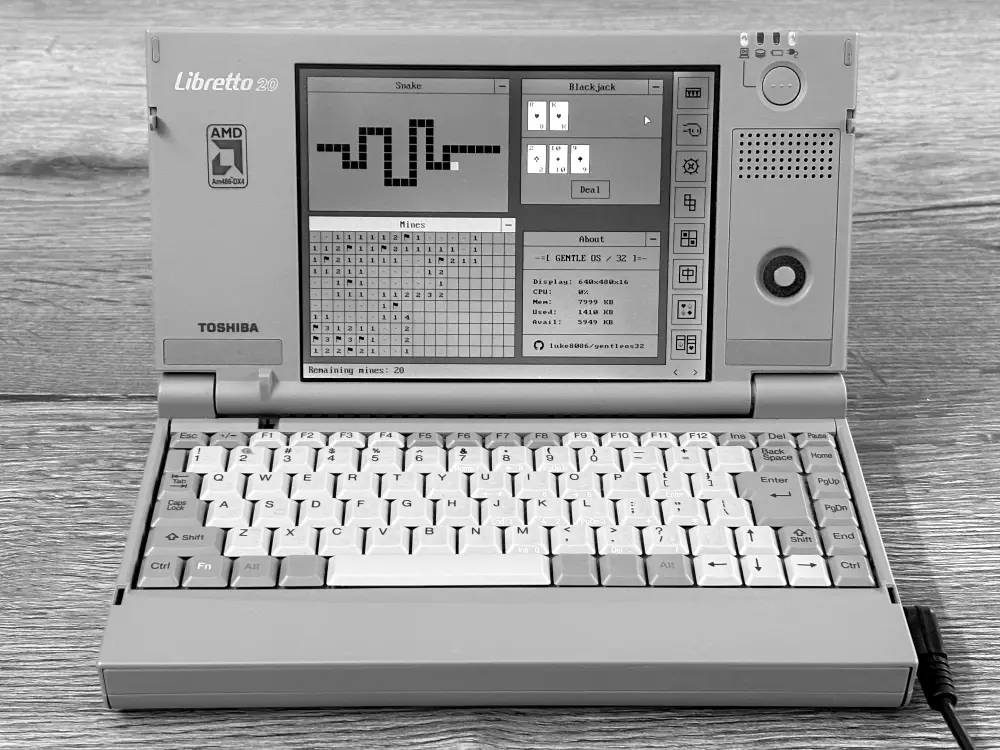 Escritorio de GentleOS/32 en la pantalla de un Toshiba Libretto 20
