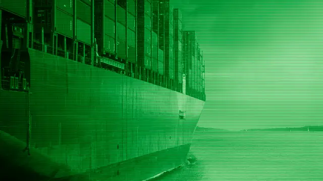 Contenedores de carga apilados, metáfora visual de los contenedores de software ligeros