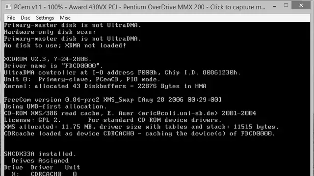 Captura de pantalla de FreeDOS 1.0 ejecutándose en el emulador PCem