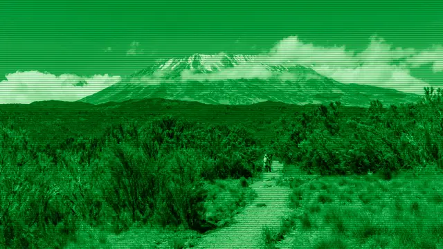 Vista del monte Kilimanjaro, montaña que inspiró el nombre de Manjaro Linux