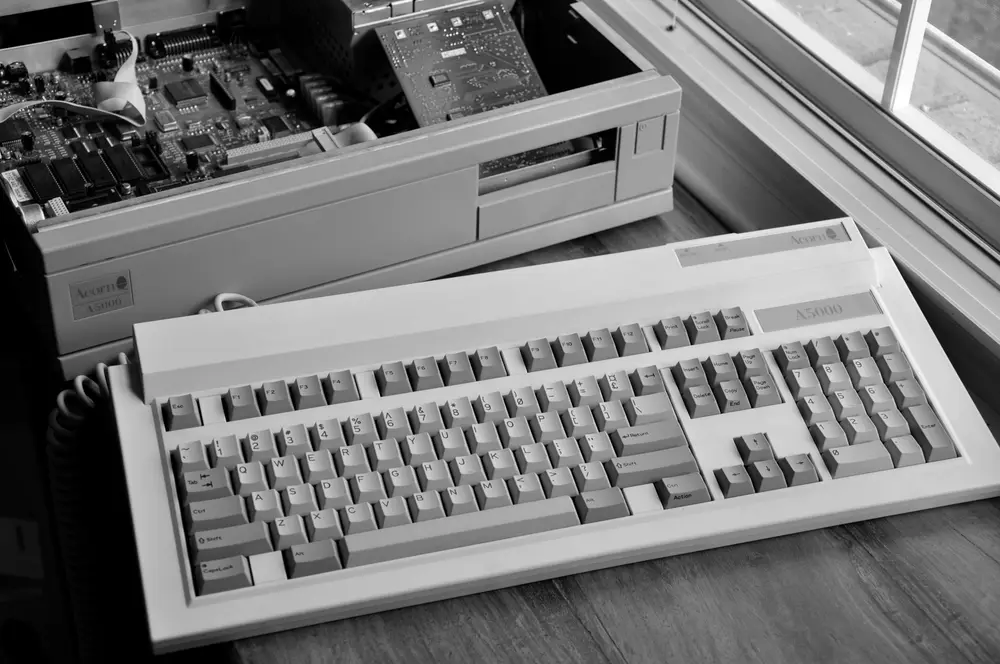Interior of an opened Acorn Archimedes A5000, the machine that launched RISC OS 3 in 1991