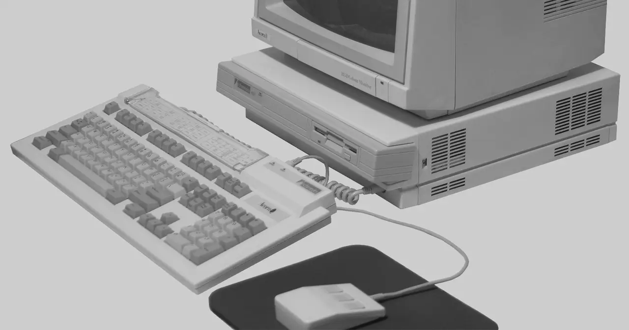 Acorn Archimedes A410/1 computer with its original monitor and mouse, the machine RISC OS was created for