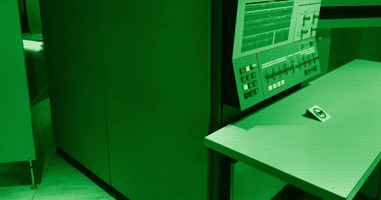 Un IBM System/360 modelo 30, el hardware para el que se escribió OS/360