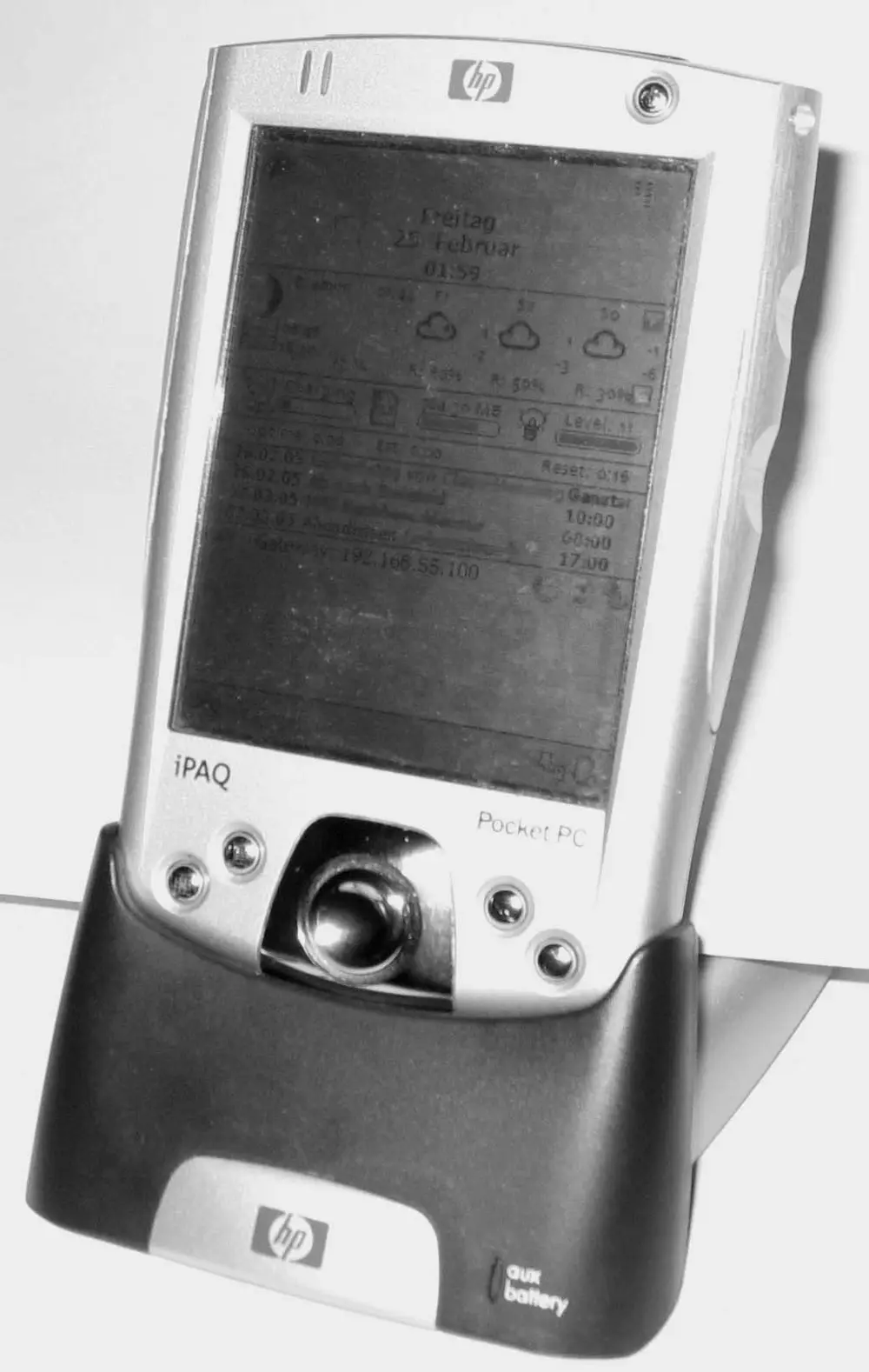 HP iPAQ h2210 Pocket PC PDA with touchscreen and stylus